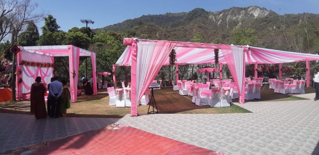 beautiful wedding decoration with mountain view